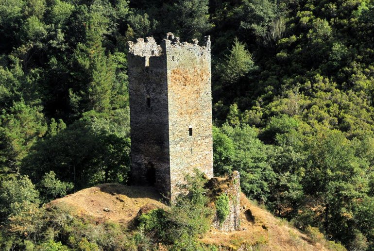 Torre de Doncos, Spain